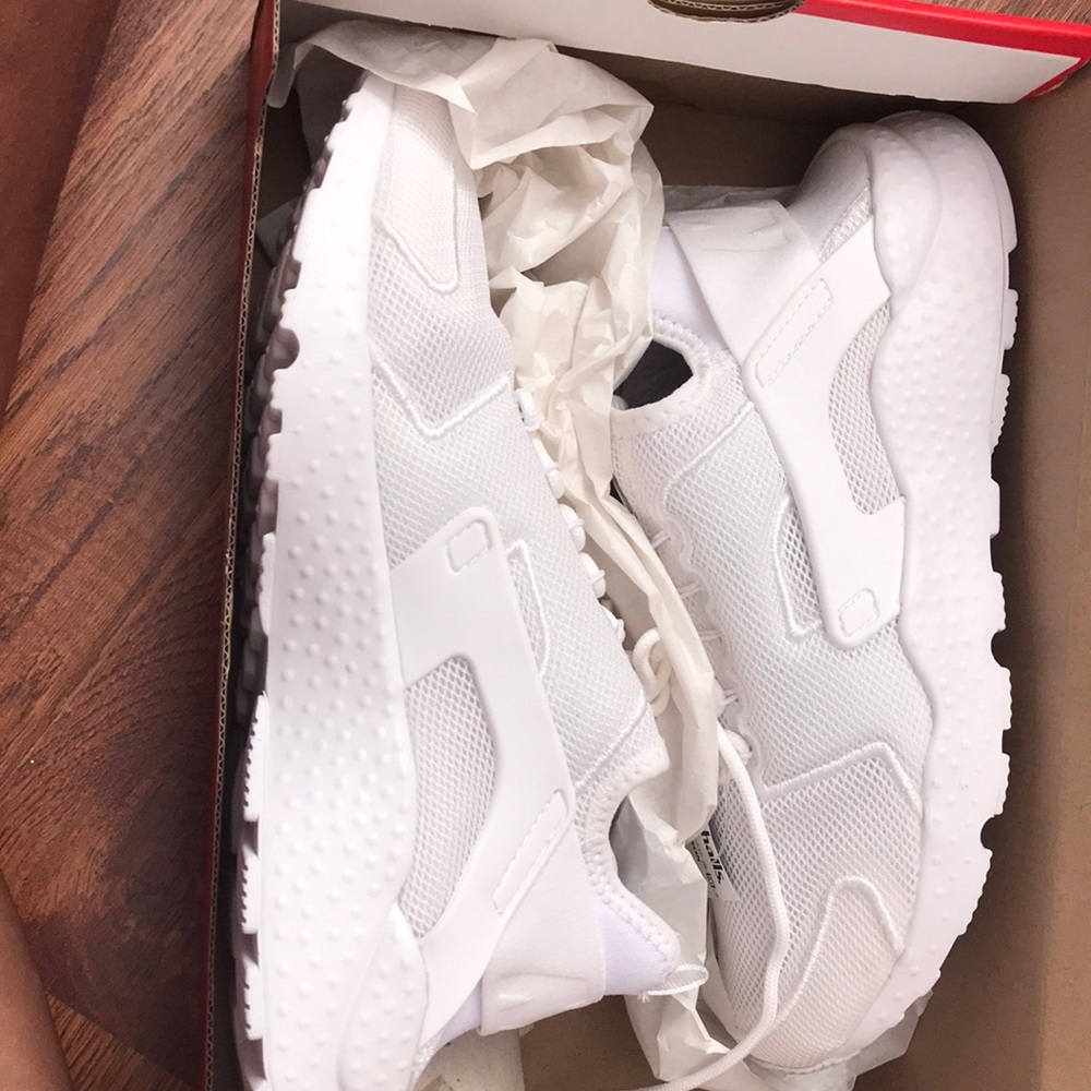 White Air huarache Run ultra BR (SOLD)